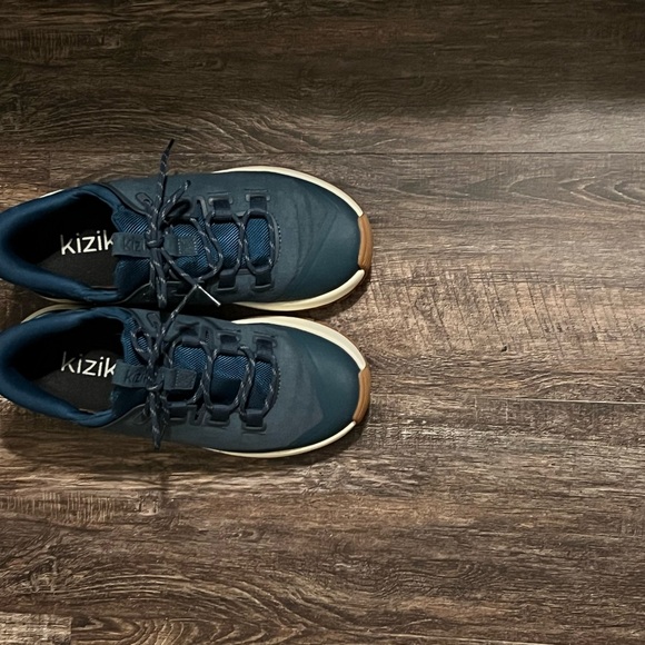 Kizik Women's Teal Sneakers - Picture 3 of 6